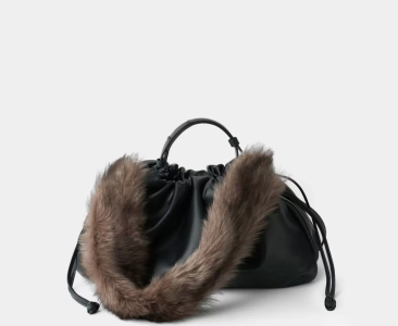 сумка с ремешком из меха S.113/1.bs.VL/MX-BL фотография