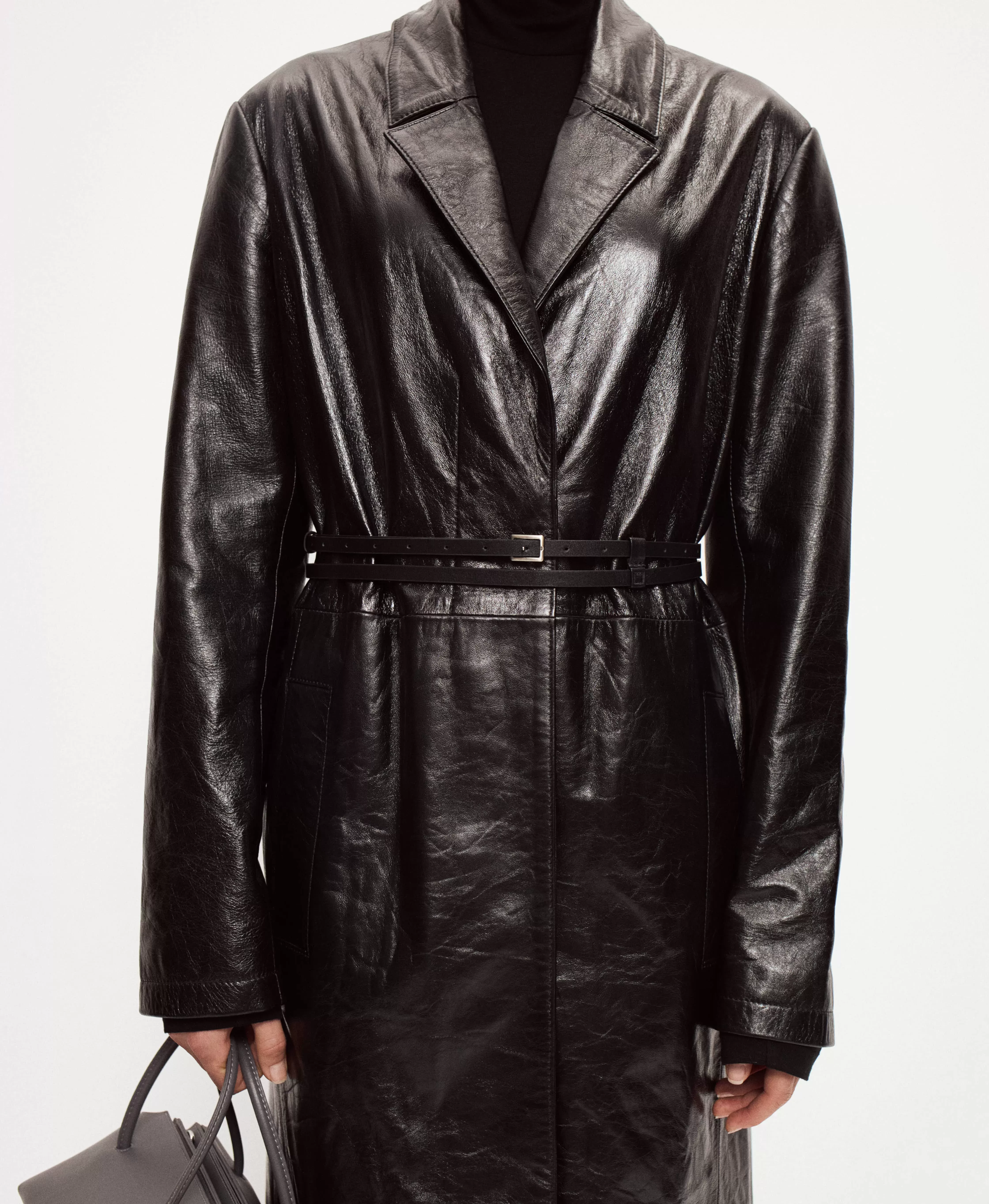 Ремень с прямоугольной пряжкой. Вид 1