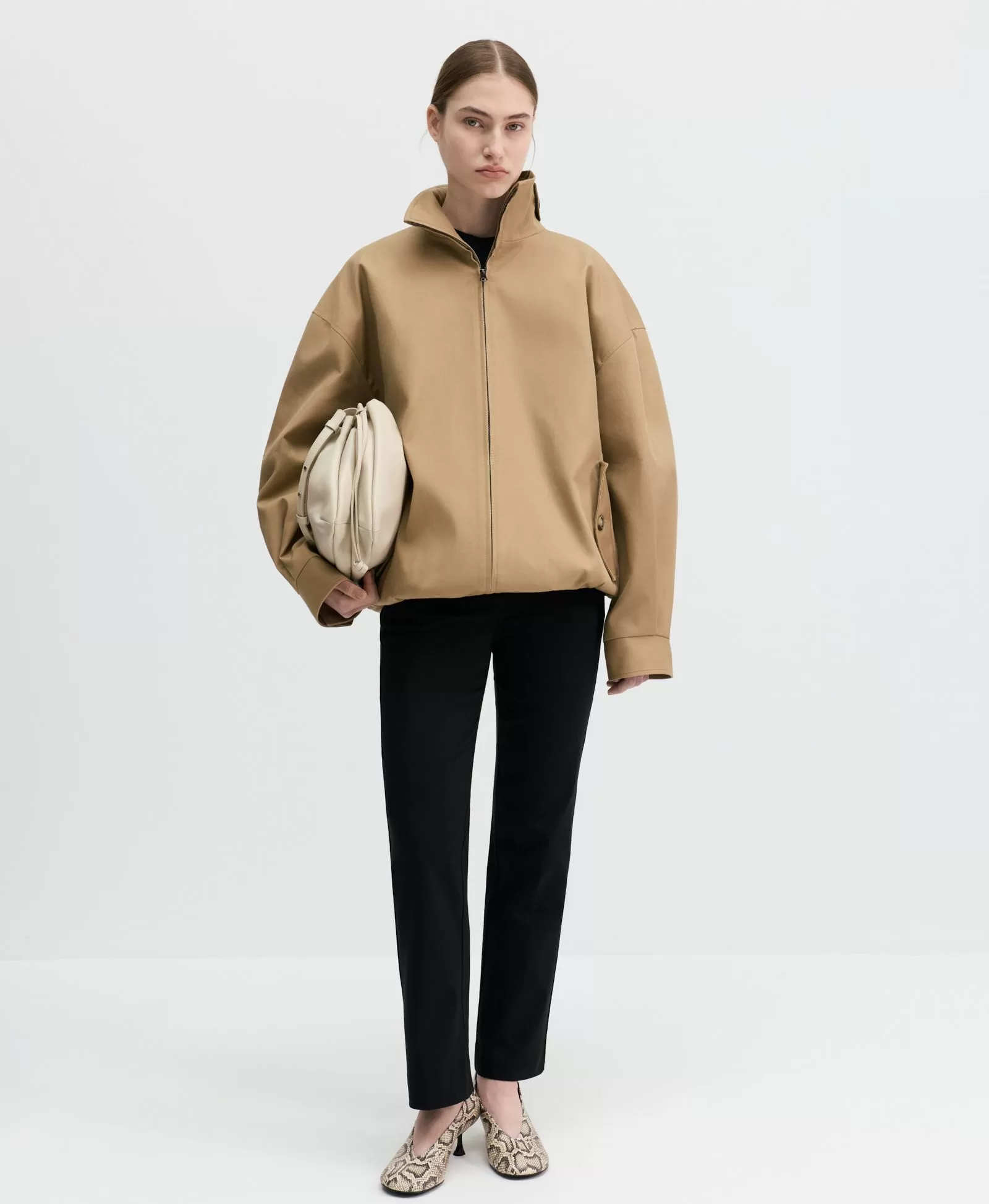 Туфли с круглым носком . Вид 1