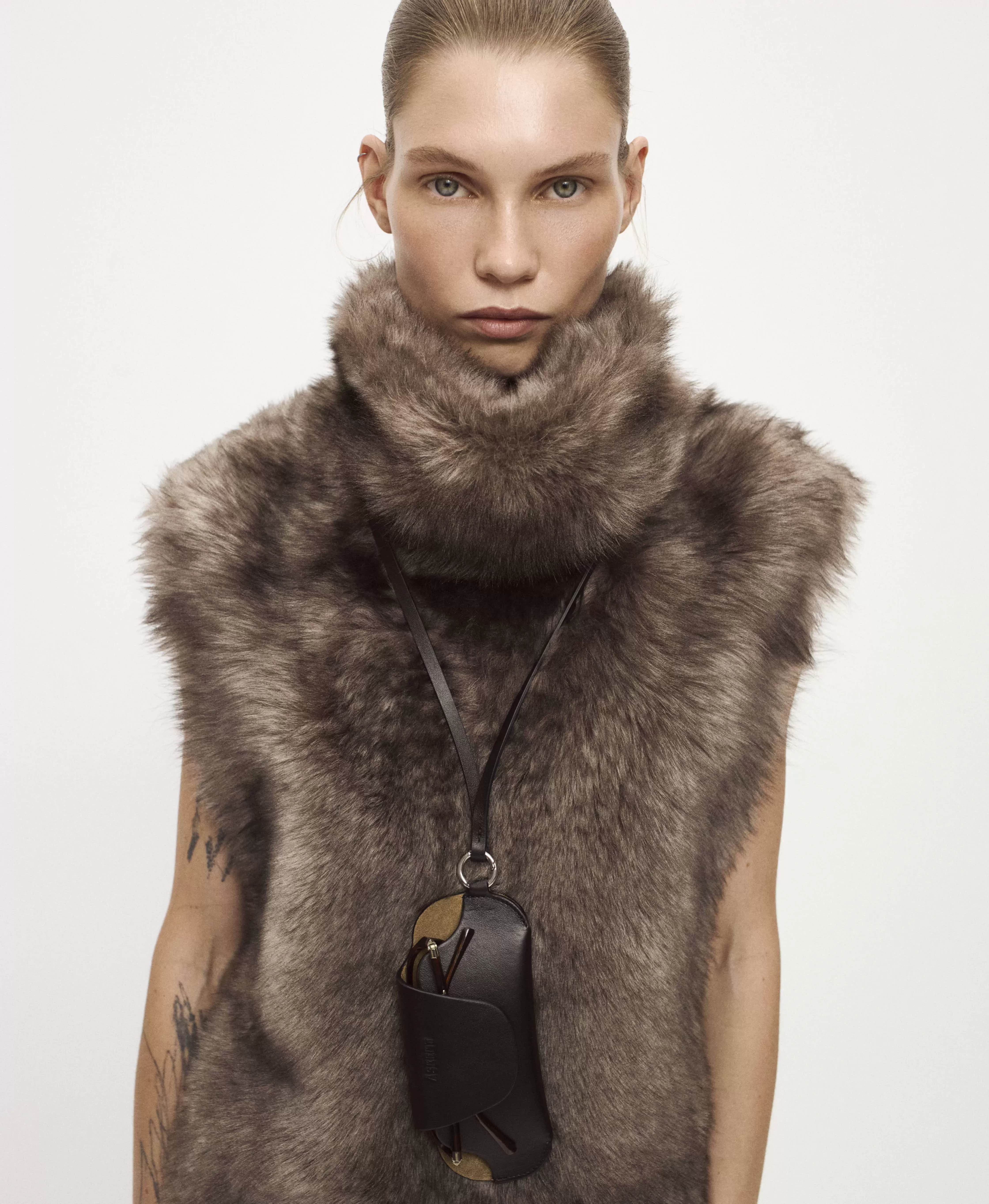 Футляр для очков. Вид 1