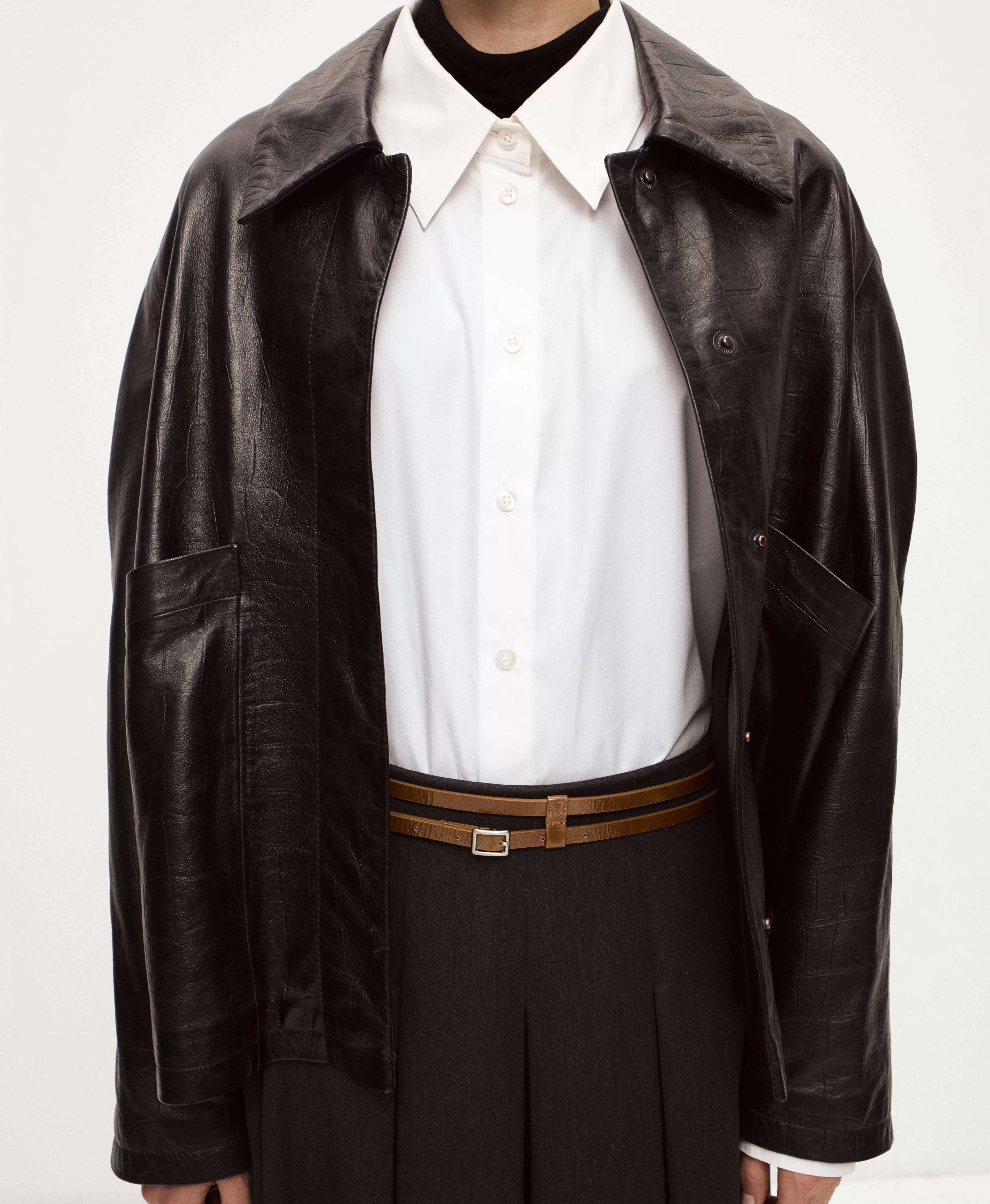 ремень с прямоугольной пряжкой. Вид 1