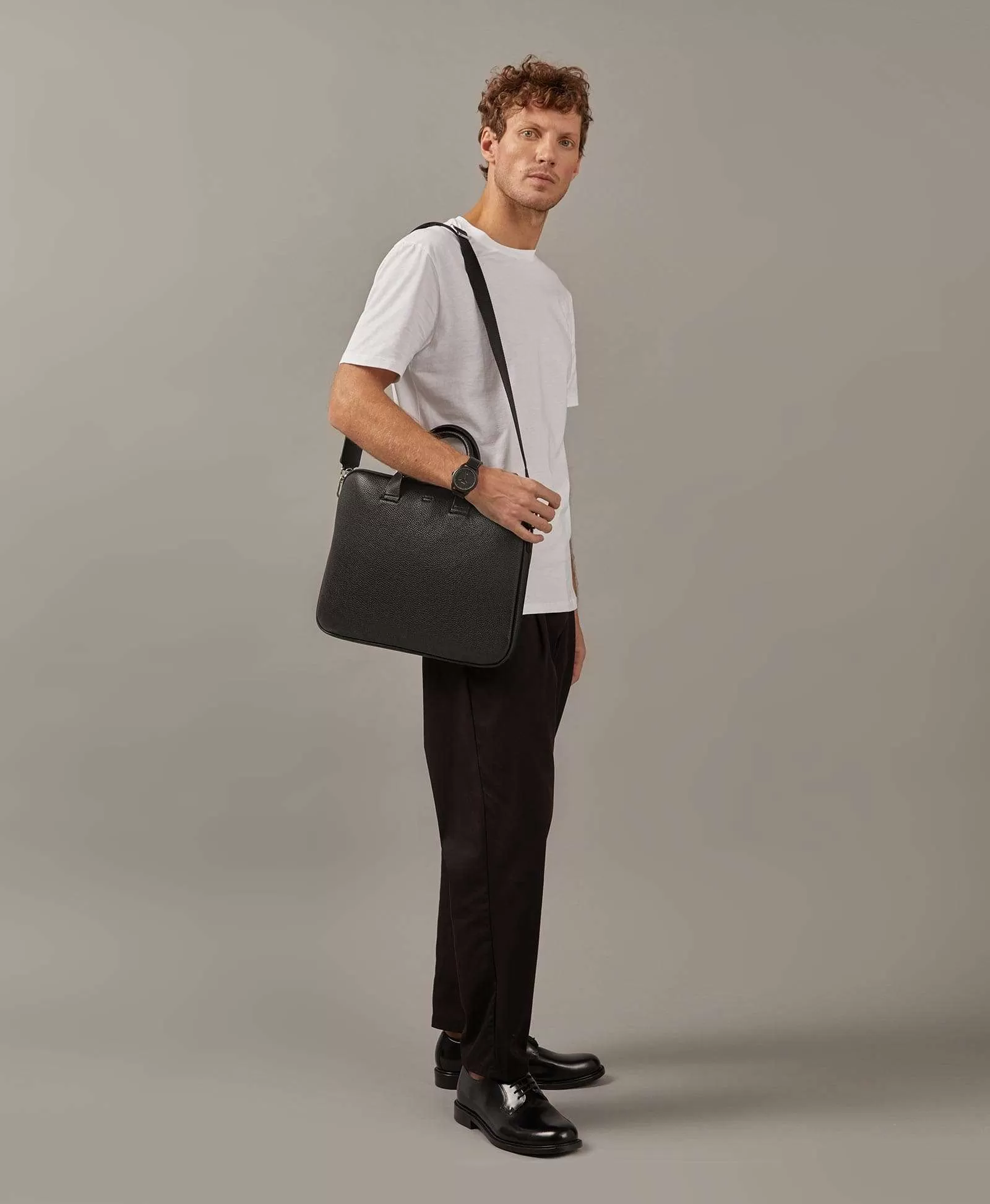 Сумка-папка с плечевым ремнем. Вид 1