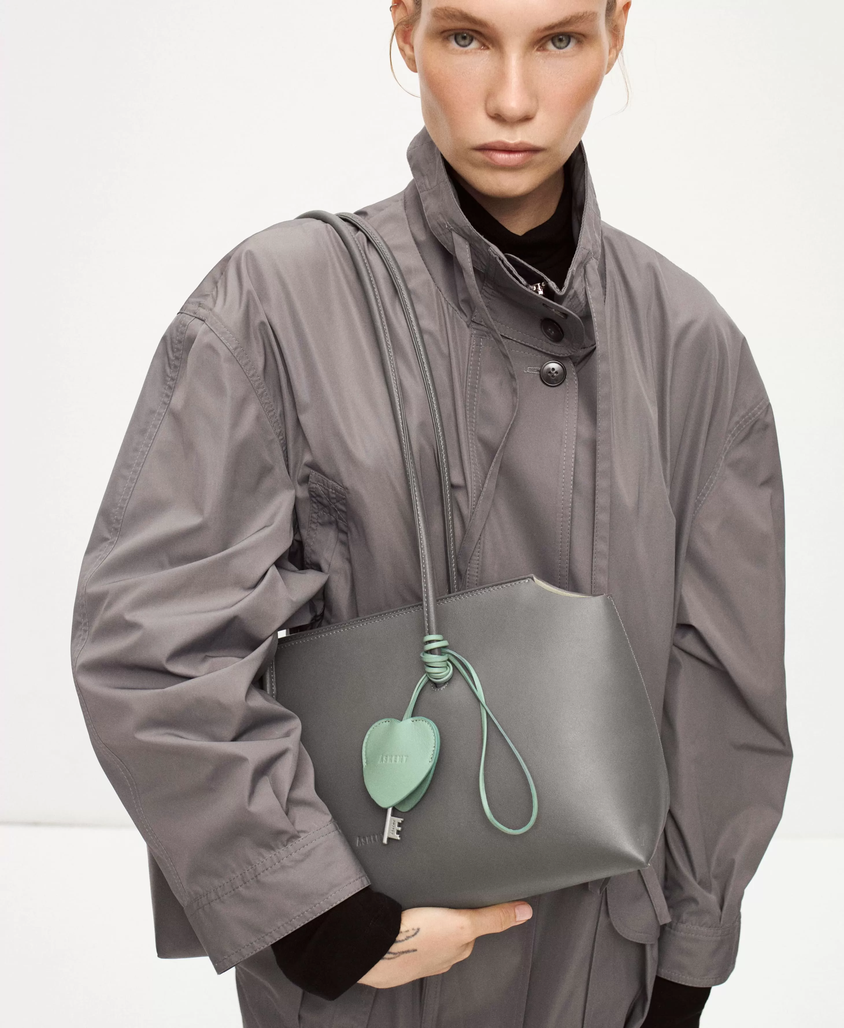 Ключница в форме сердца. Вид 1