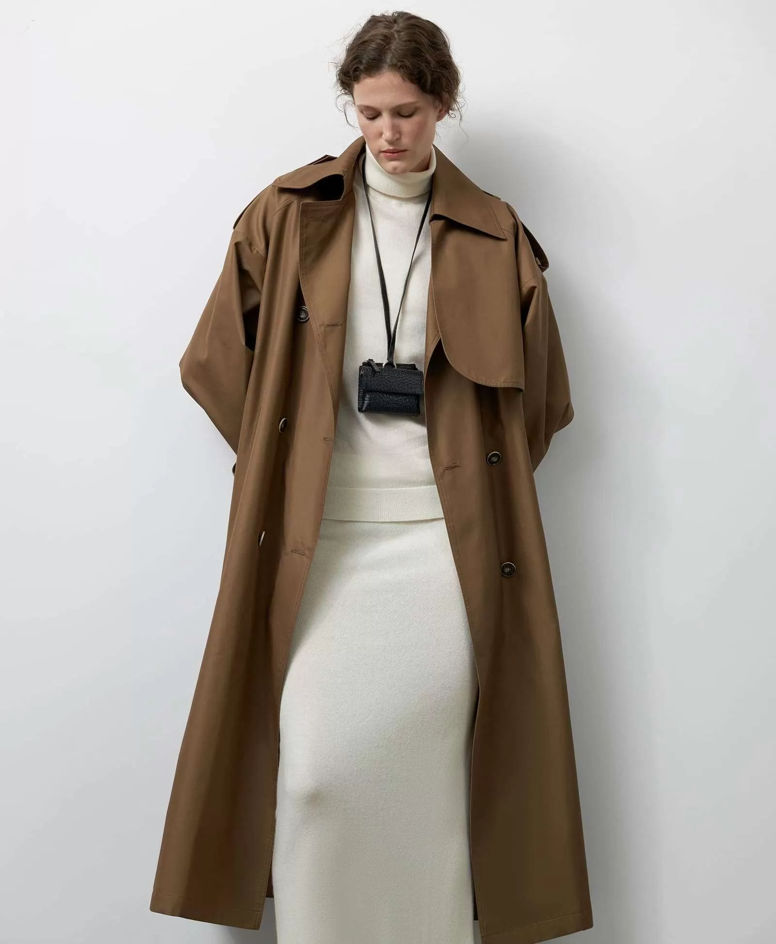 Мини-портмоне на длинном шнуре. Вид 1