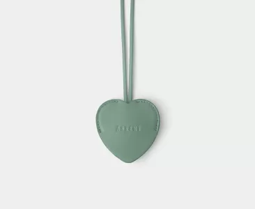 

КЛЮЧНИЦА В ФОРМЕ СЕРДЦА, Базилик, Футляр