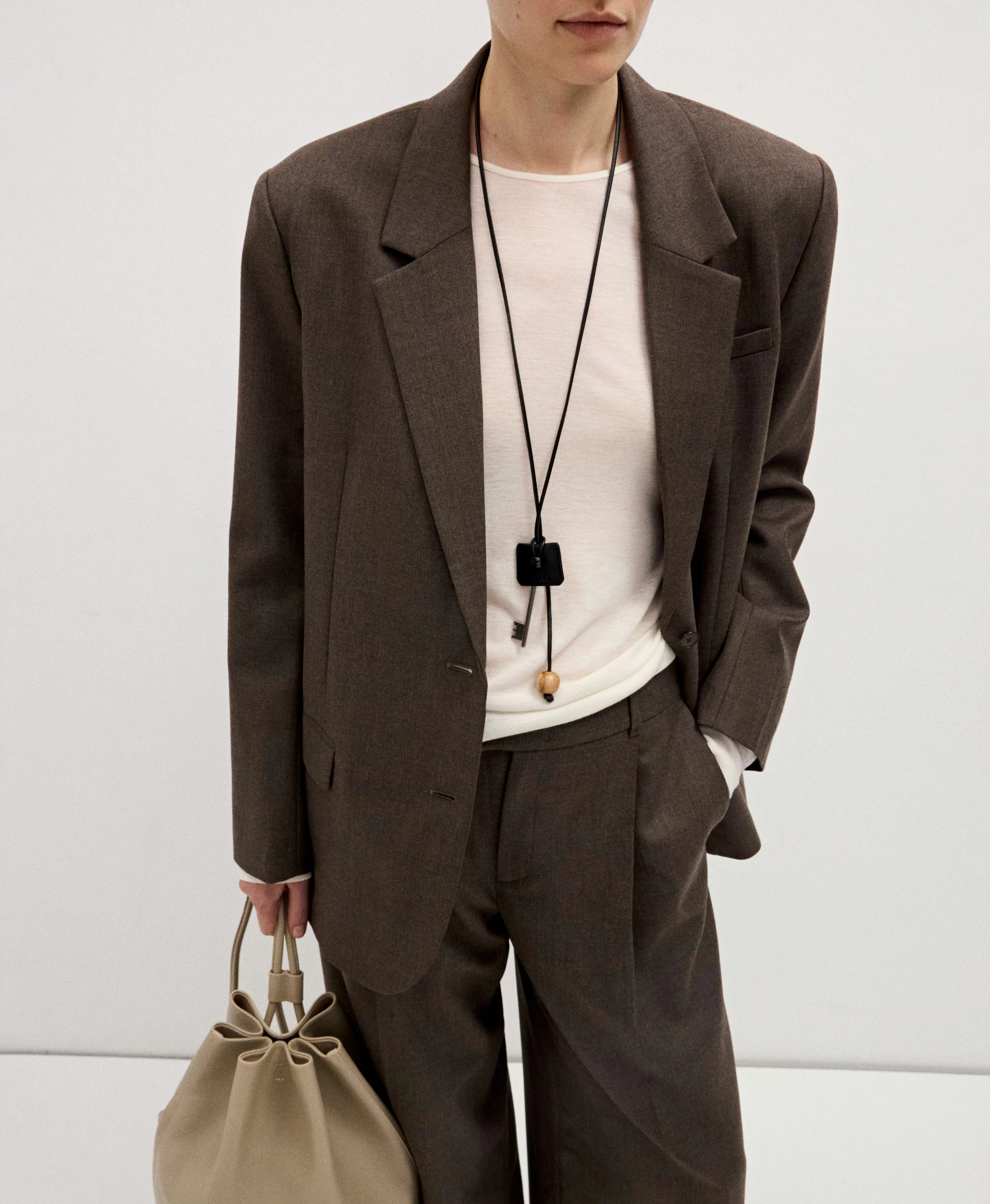 КЛЮЧНИЦА НА ОДИН КЛЮЧИК. Вид 1