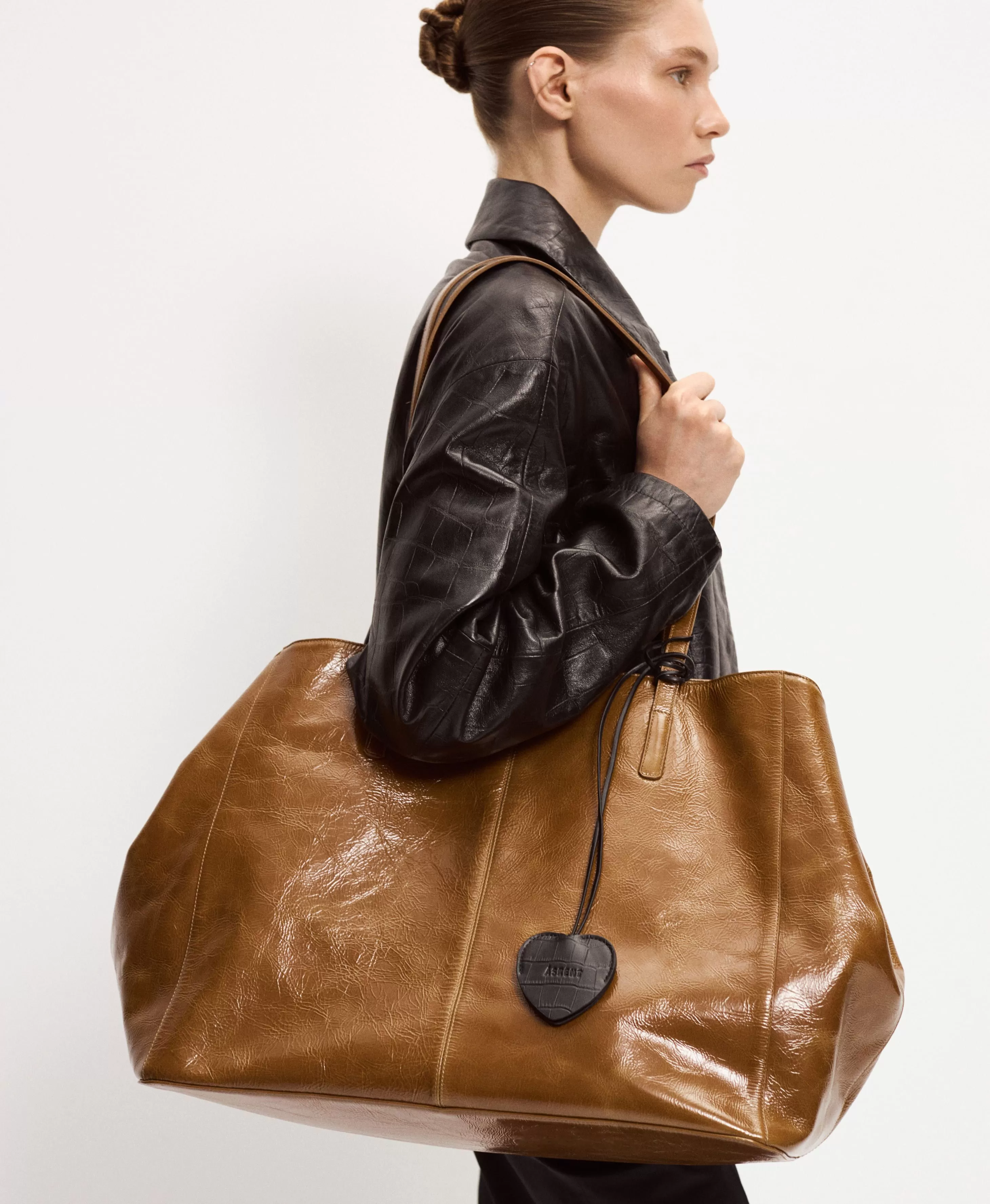 Ключница в форме сердца. Вид 1