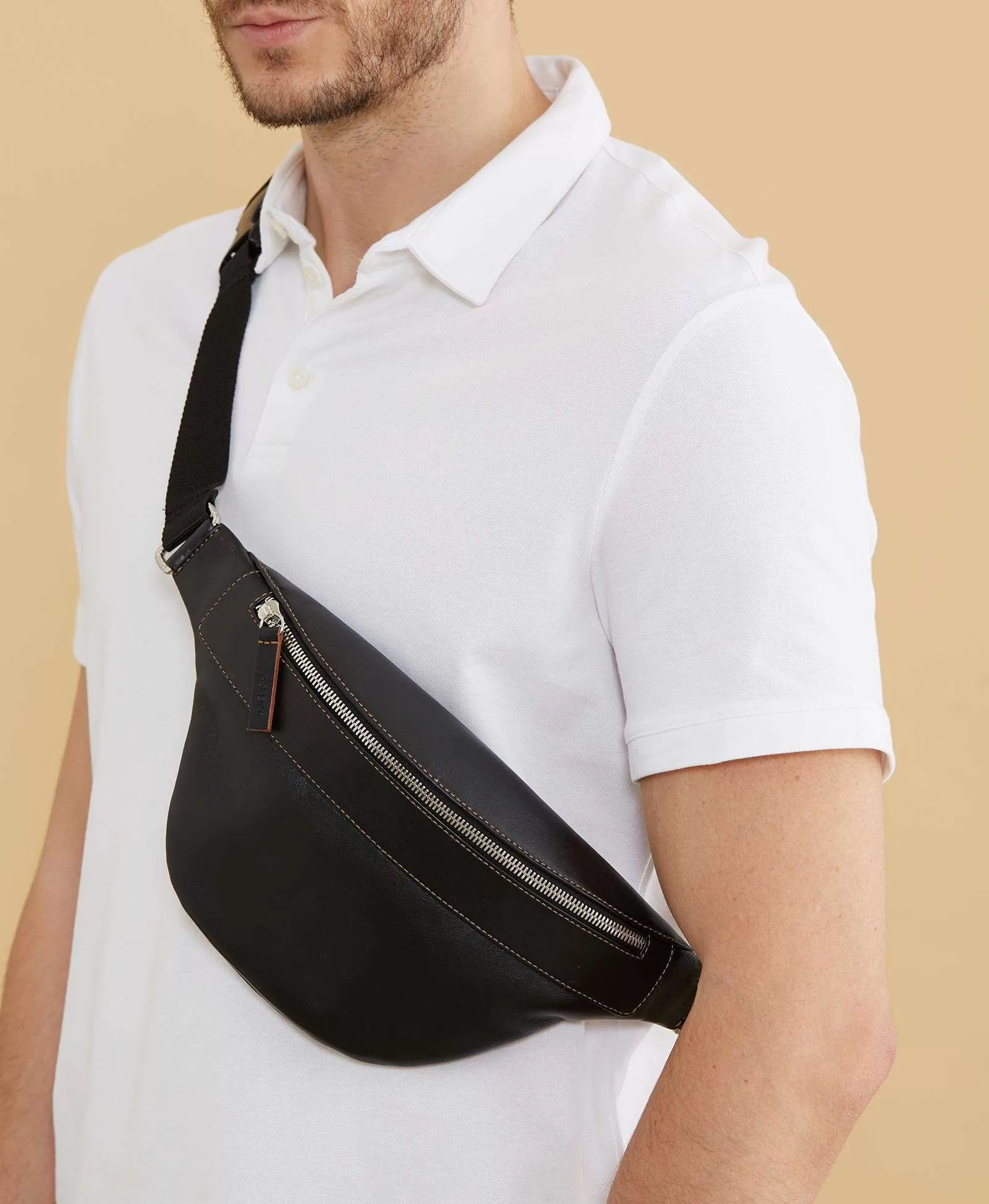 ПОЯСНАЯ СУМКА. Вид 1