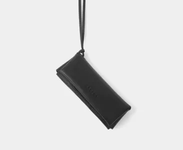 

КЕЙС НА ДЛИННОМ ШНУРЕ, Чёрный крокодил, Ключница