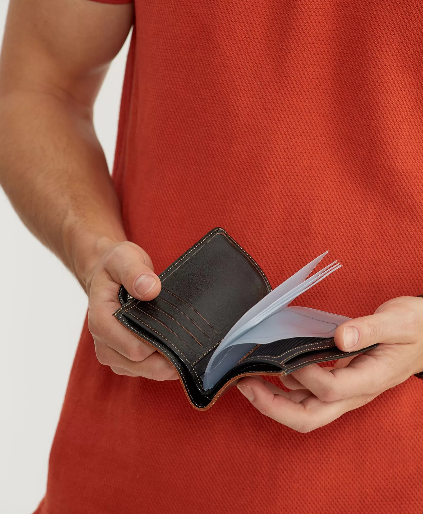 Бумажник водителя с хлястиком. Вид 1