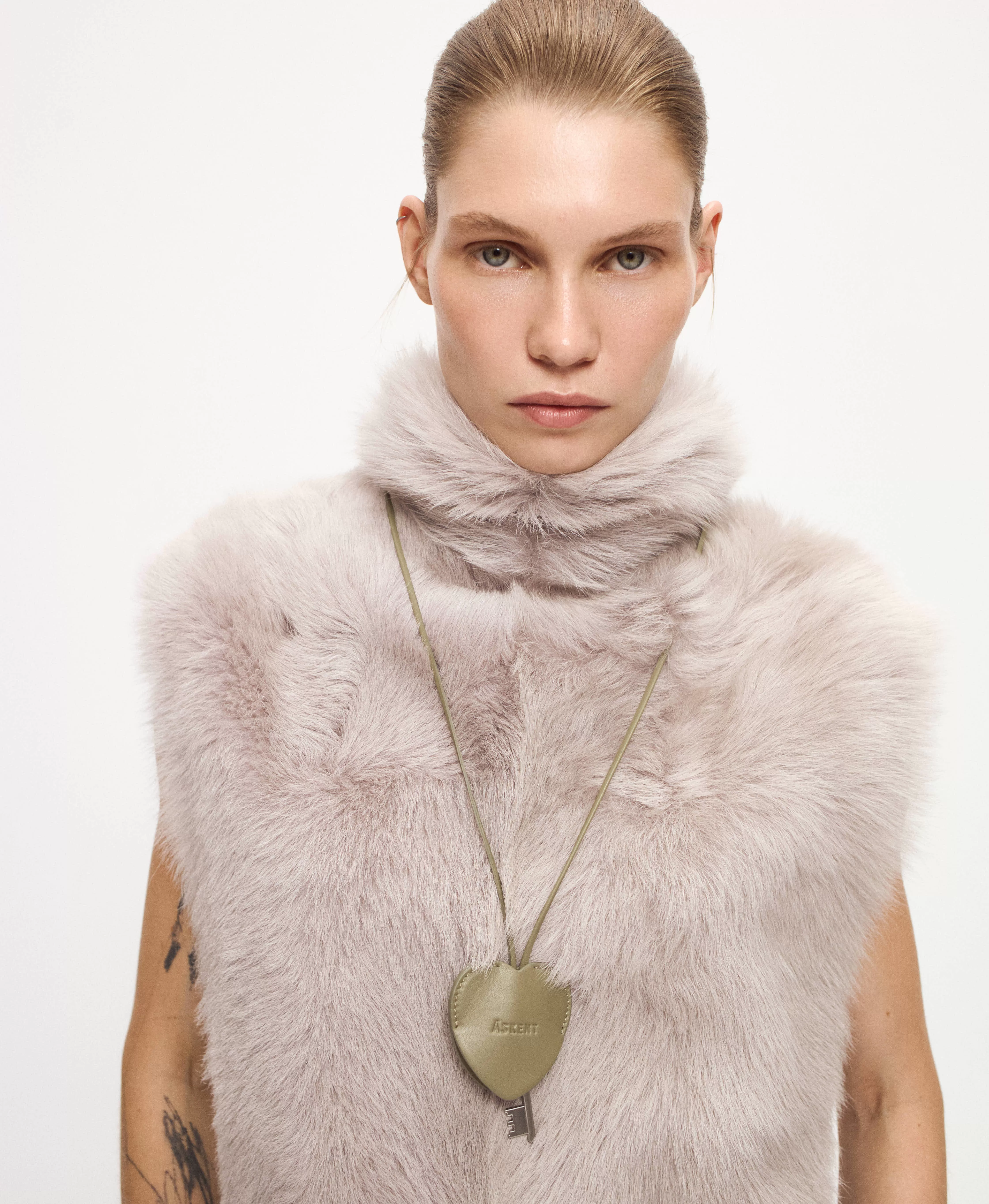 Ключница в форме сердца. Вид 1