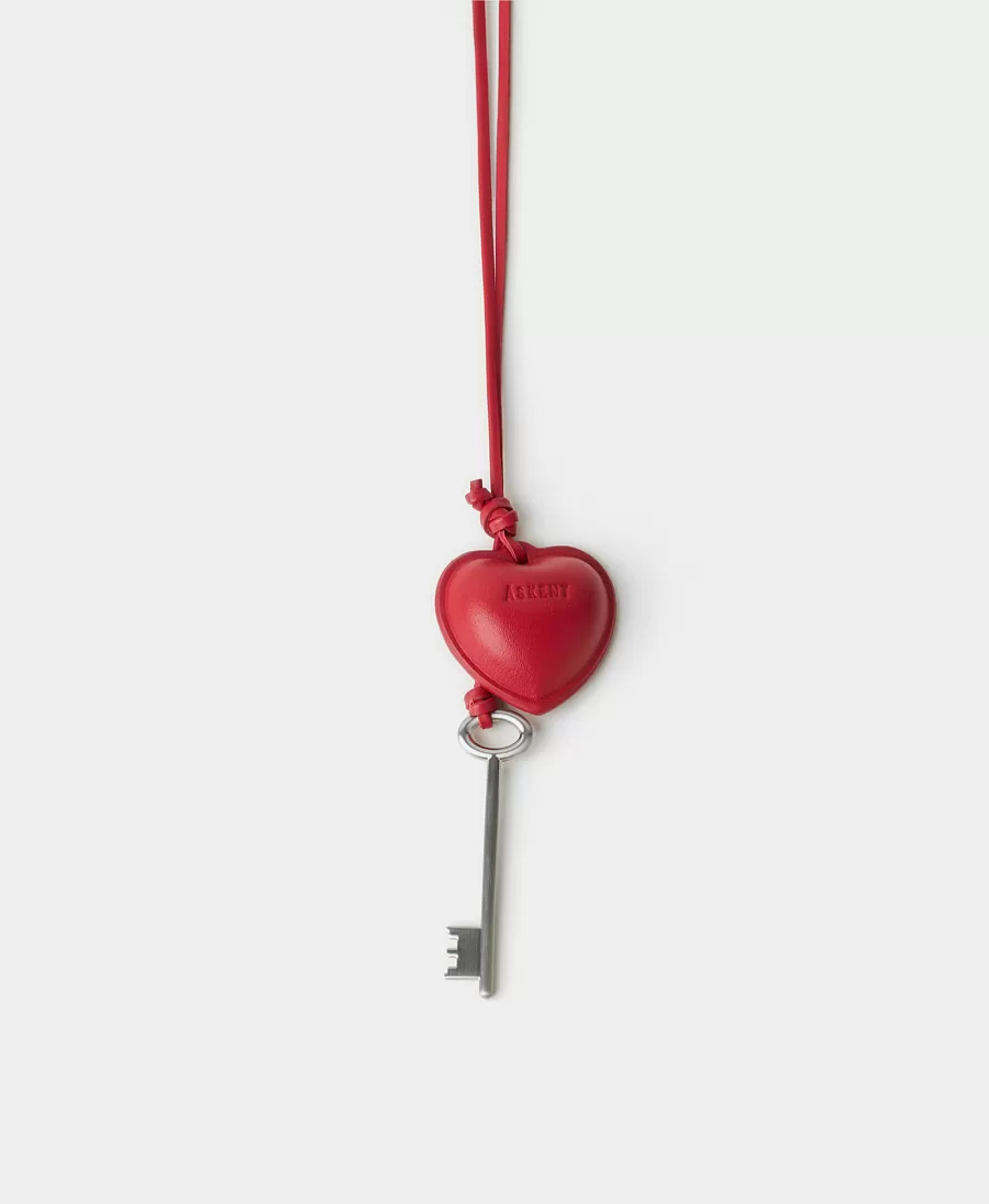 Подвеска KEY TO THE HEART. Вид 1