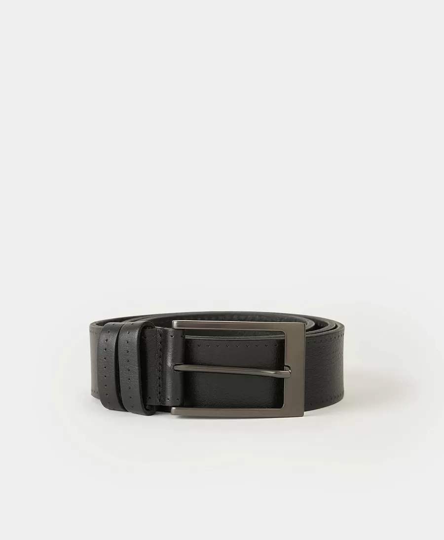 Ремень с перфорацией. Вид 1