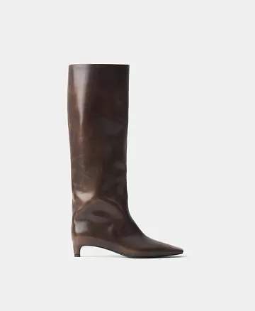 Сапоги из кожи с финишем