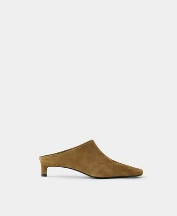 Мюли с удлиненным носком