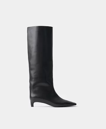 Сапоги из гладкой кожи