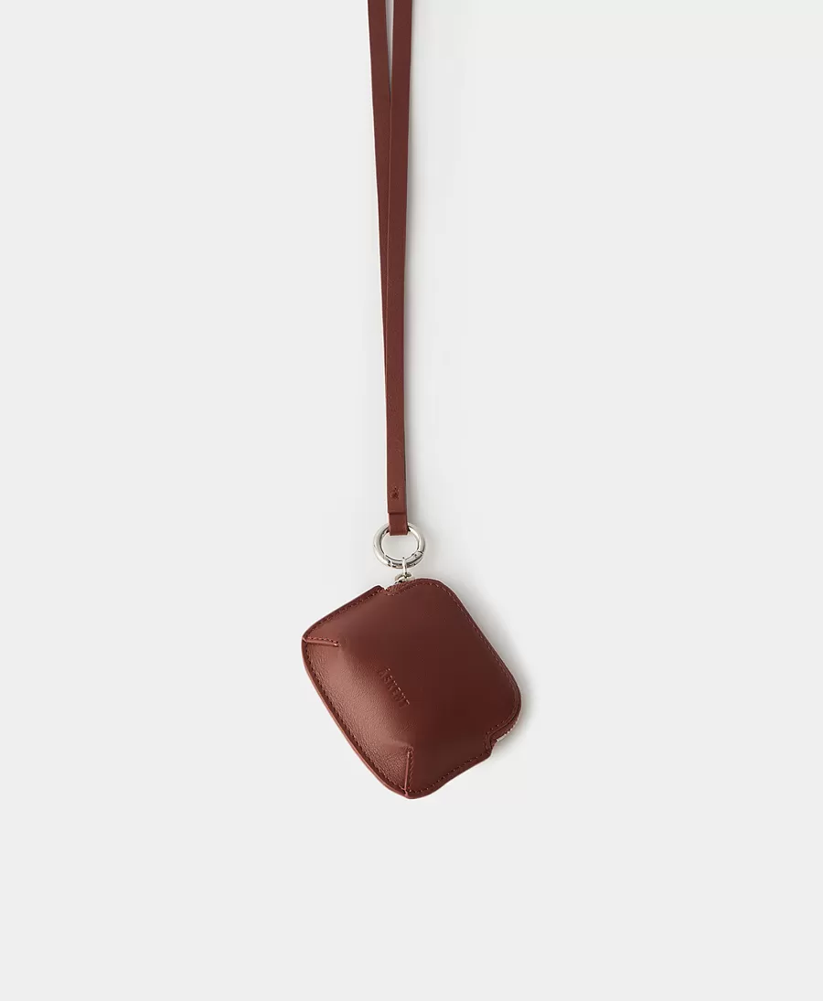 Кейс для AirPods. Вид 1