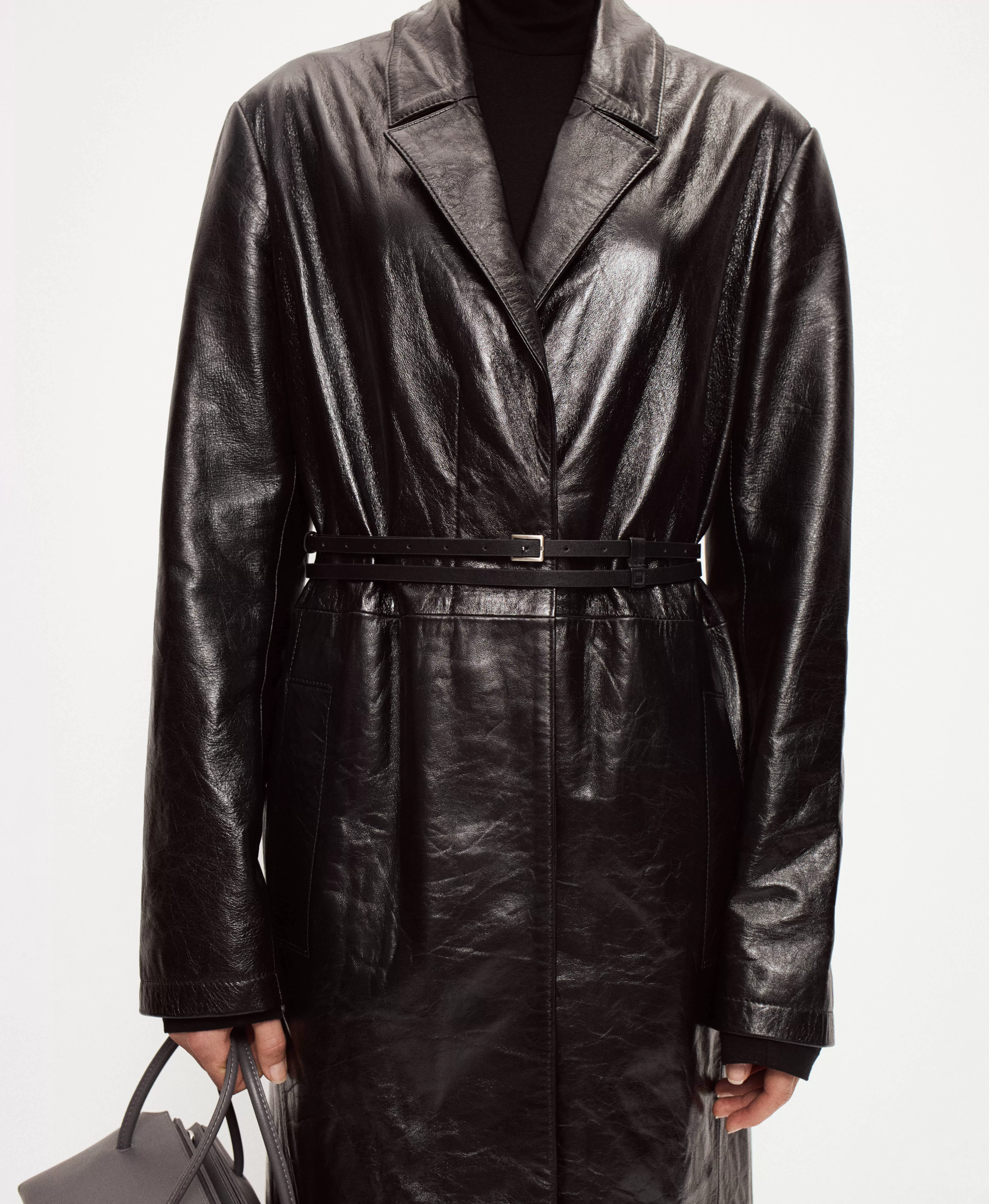 Ремень с прямоугольной пряжкой. Вид 1