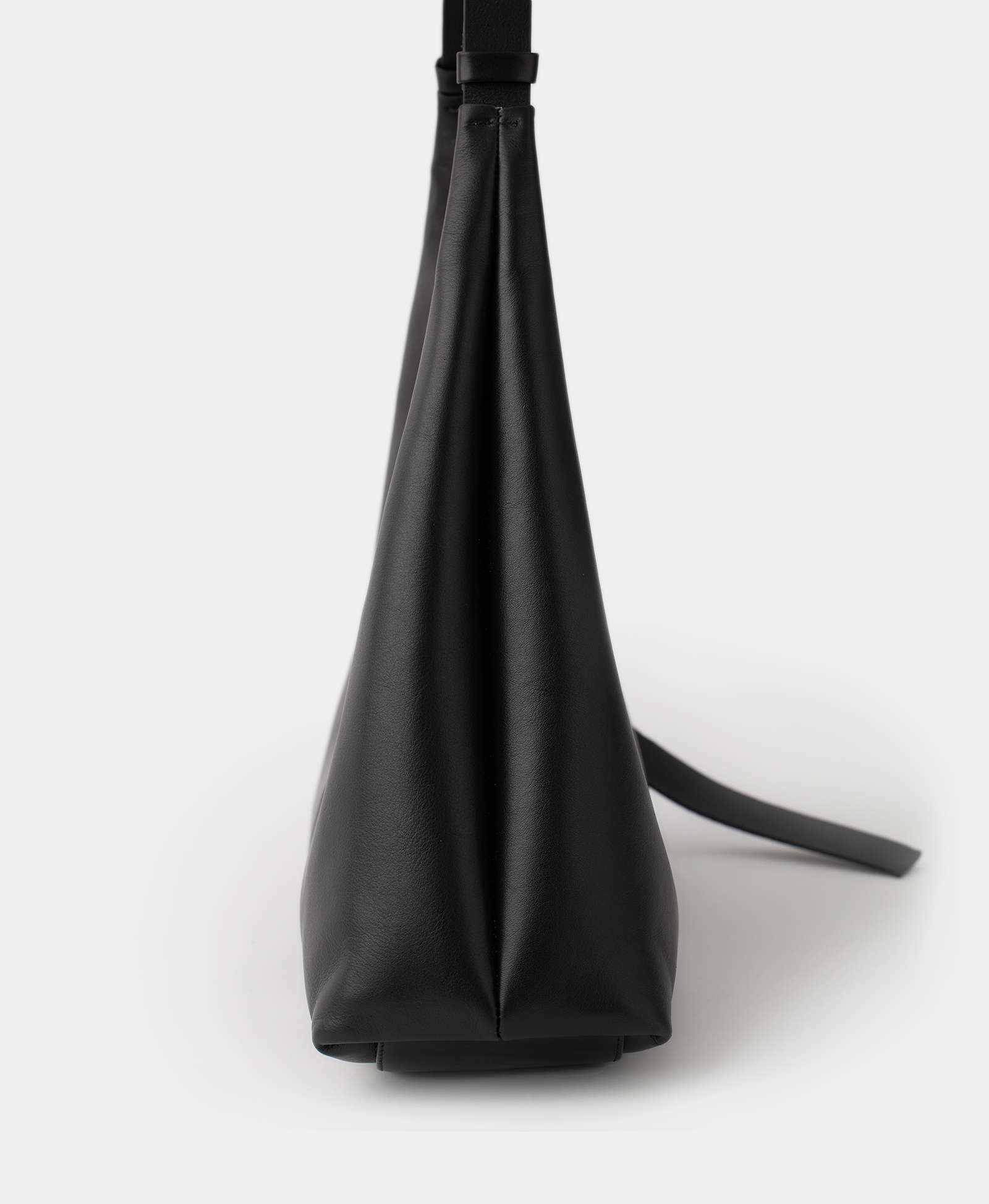 Сумка CANOE / MEDIUM. Цвет: black. Вид 5