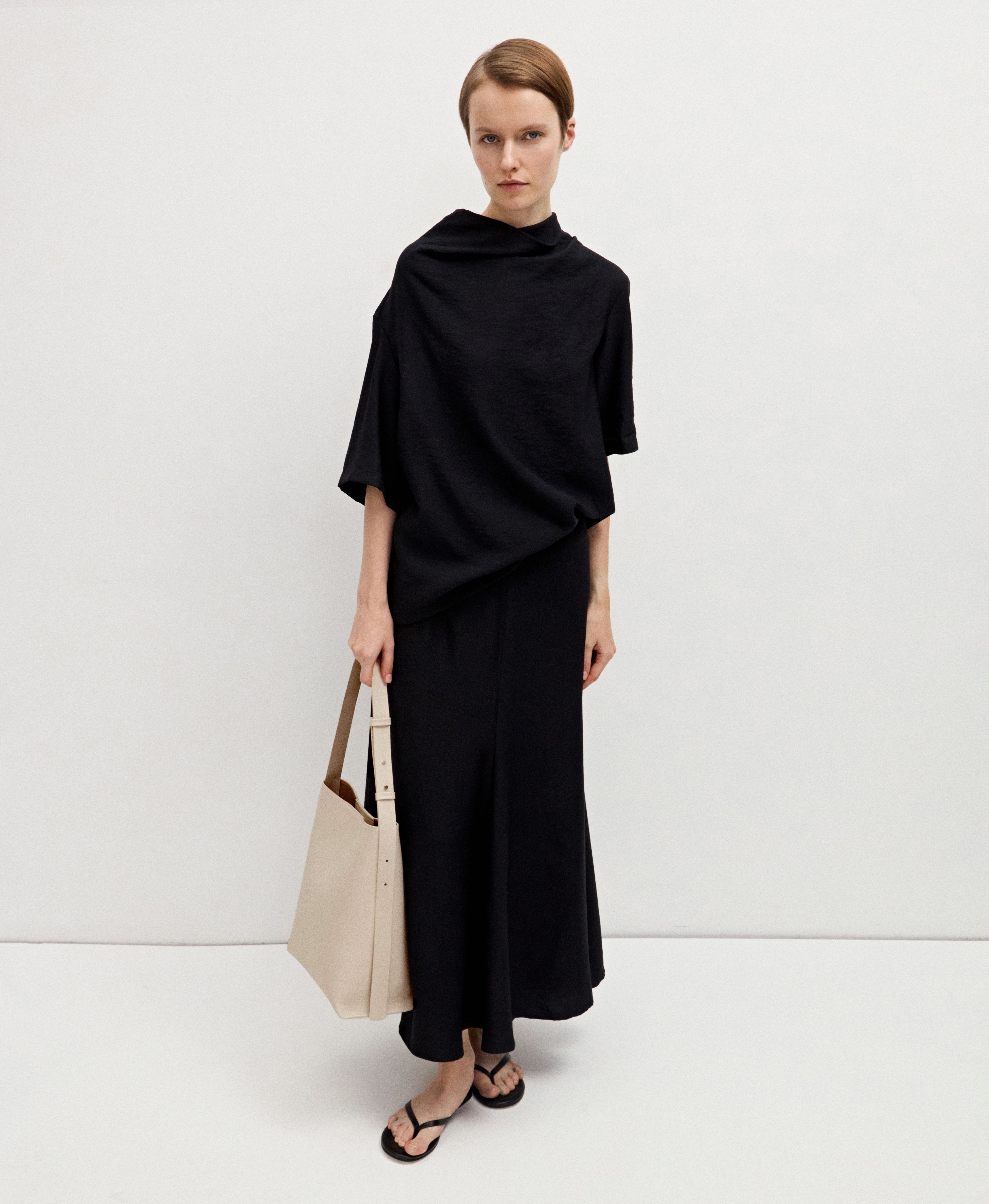 Сумка-тоут на широком ремне. Вид 1