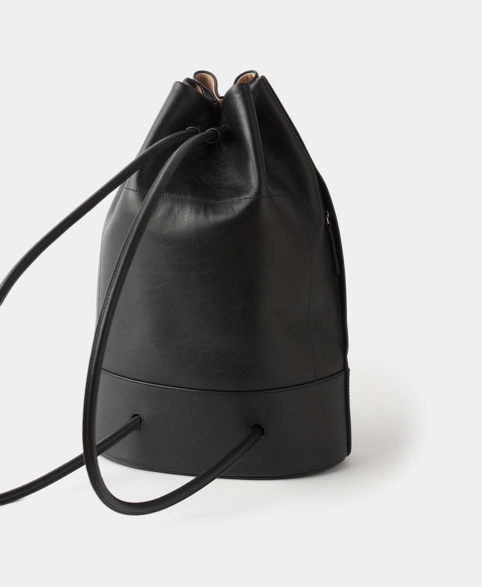 Рюкзак LIANA / MEDIUM. Цвет: black. Вид 6