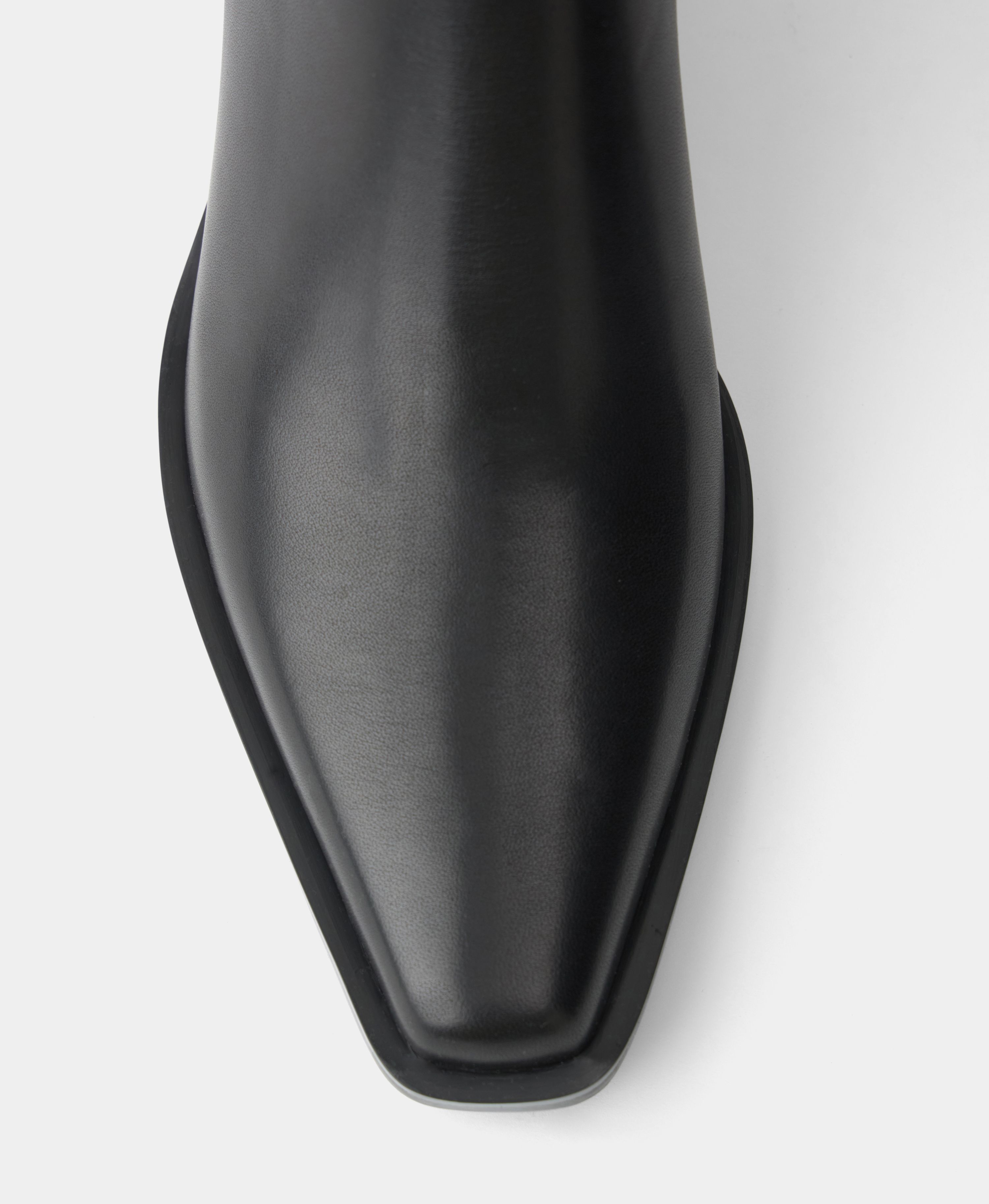 Казаки из гладкой кожи. Цвет: черный. Вид 5