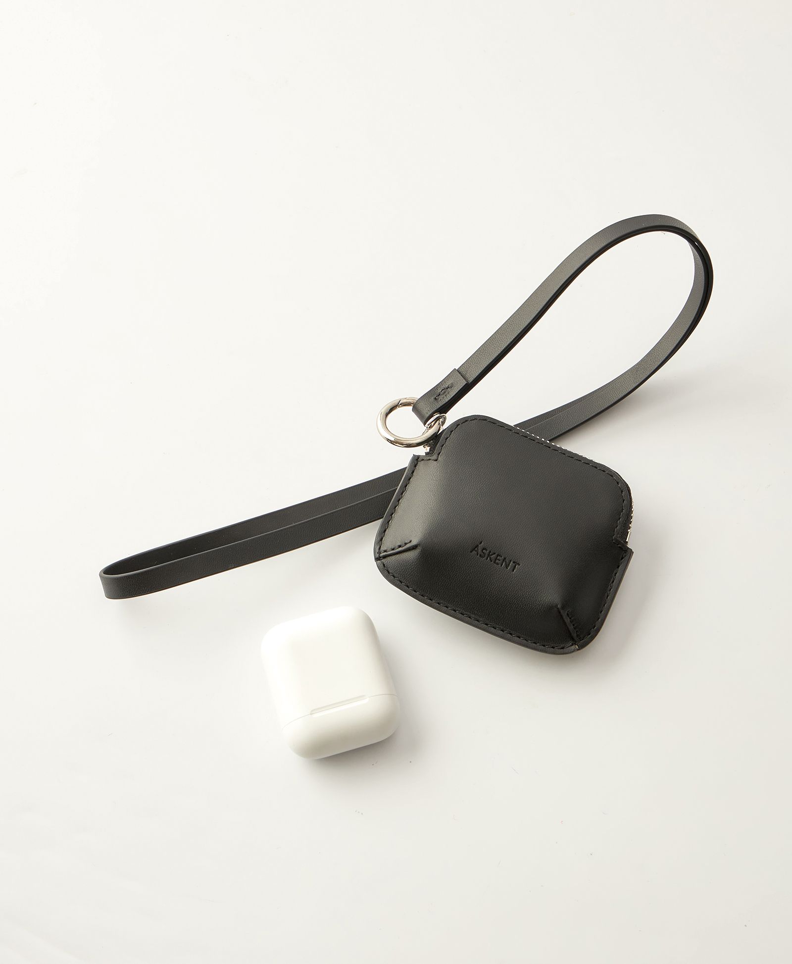 Кейс для AirPods. Цвет: black. Вид 1