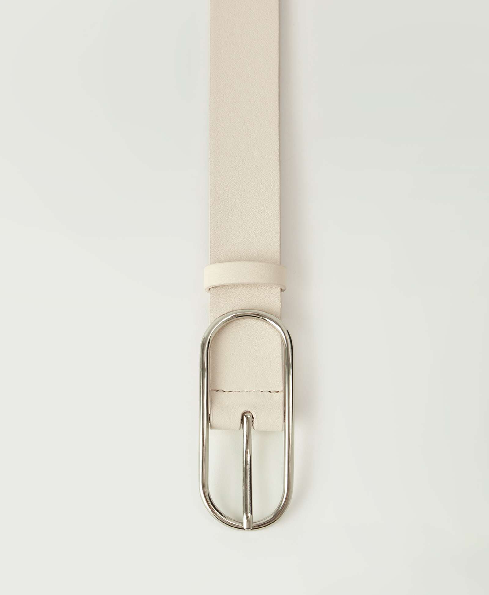 Стандартный ремень с овальной пряжкой. Вид 1