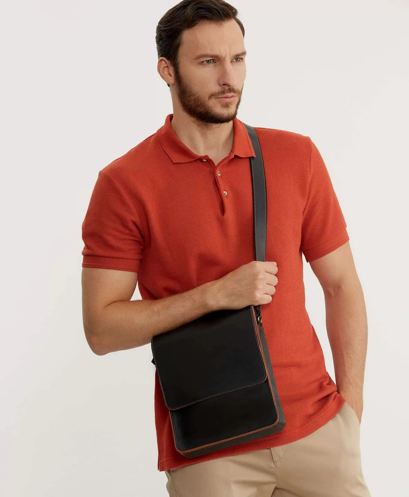 Сумка-планшет с клапаном. Вид 1