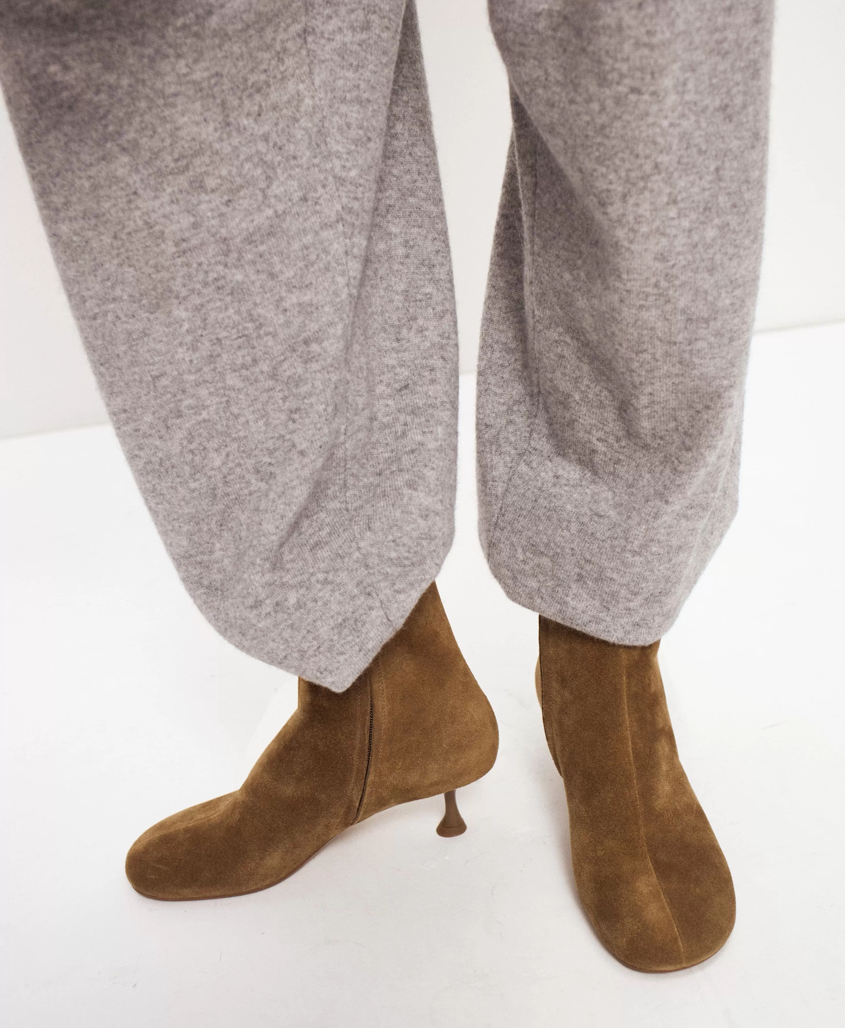 Ботильоны из замши. Вид 1