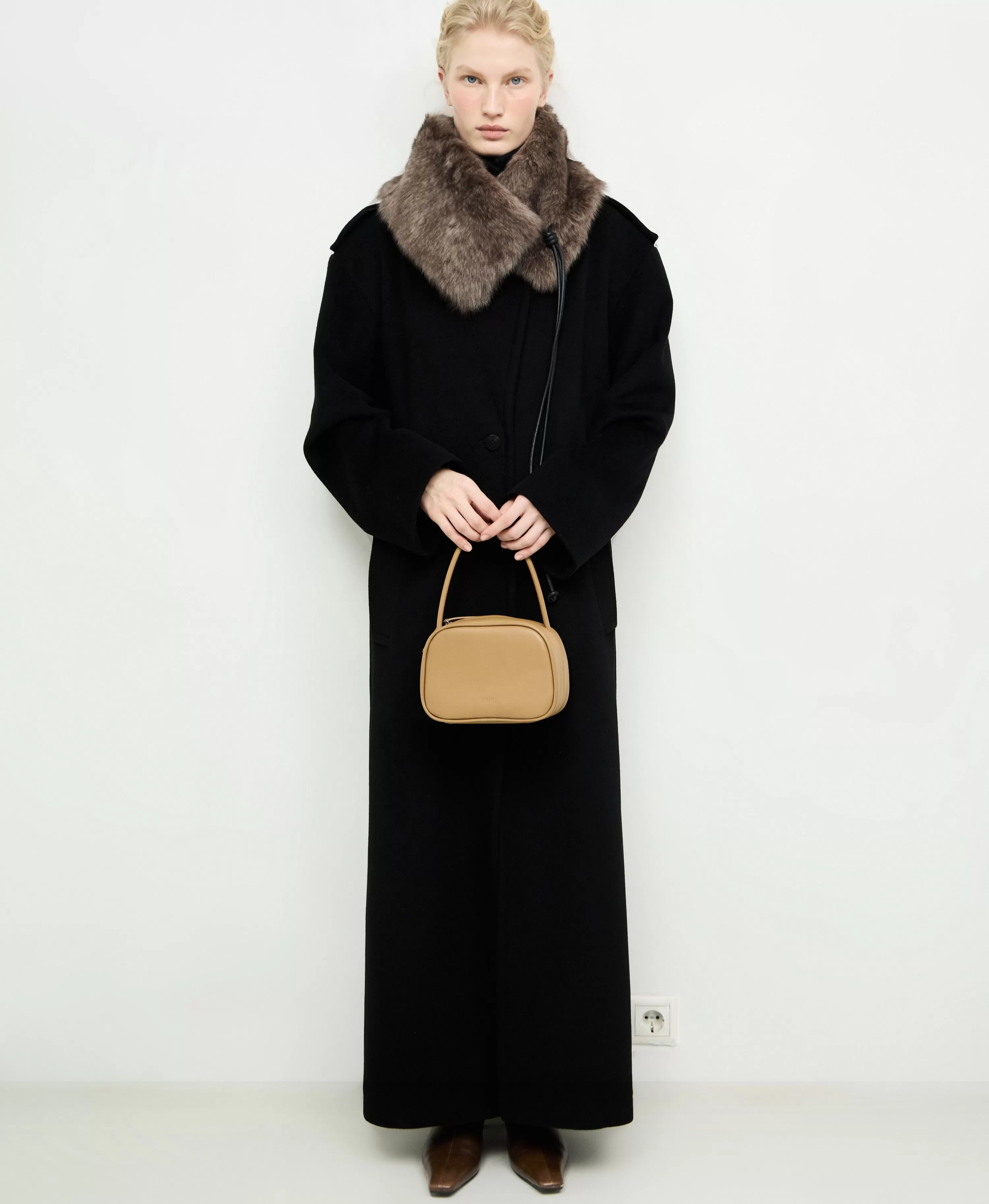 СУМКА BOWLING/ MINI. Цвет: tobacco brown. Вид 2