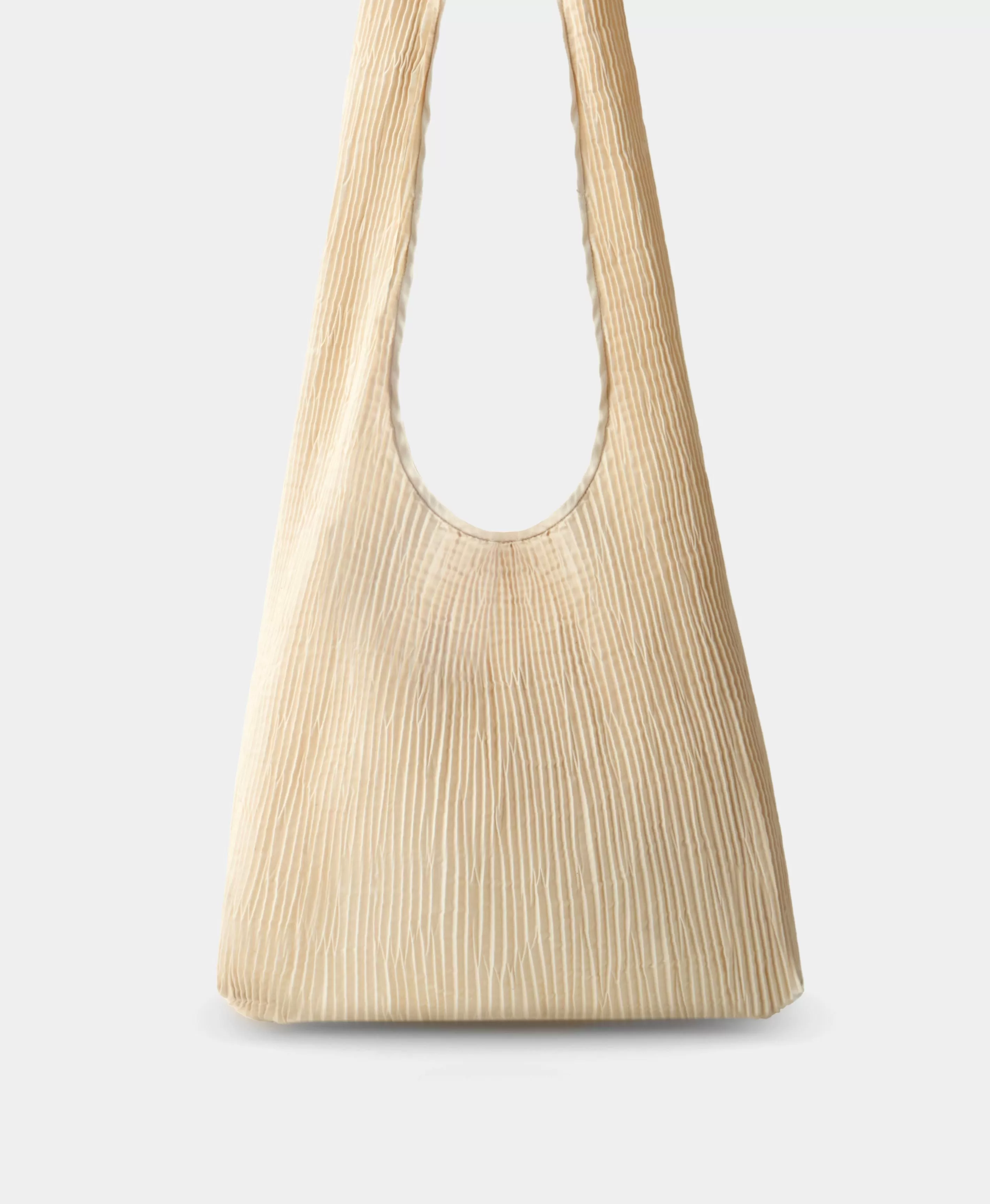 СУМКА ХОБО ИЗ ГОФРИРОВАННОГО ТЕКСТИЛЯ. Цвет: beige. Вид 4