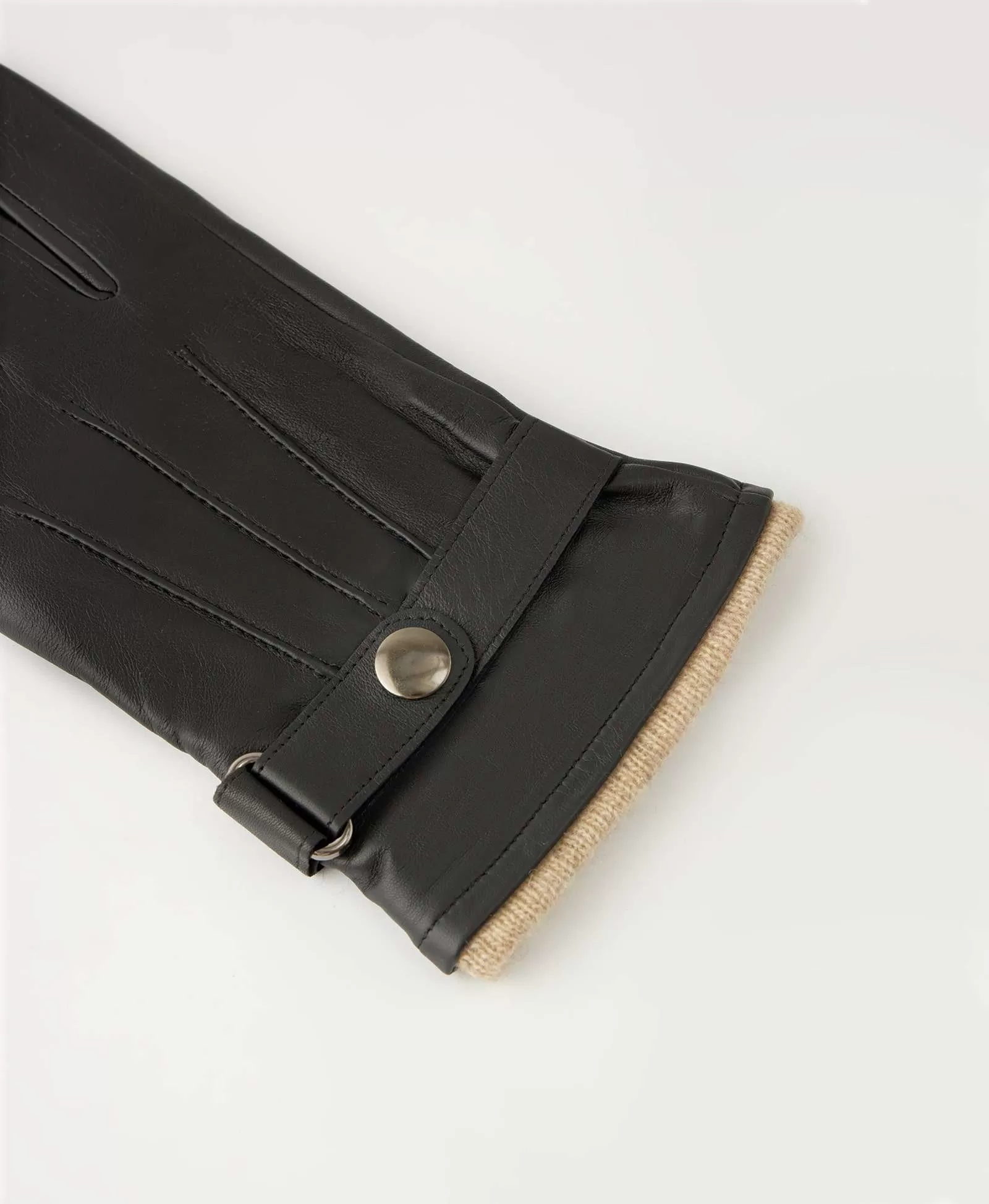 ПЕРЧАТКИ С РЕМЕШКОМ НА КНОПКЕ. Вид 1