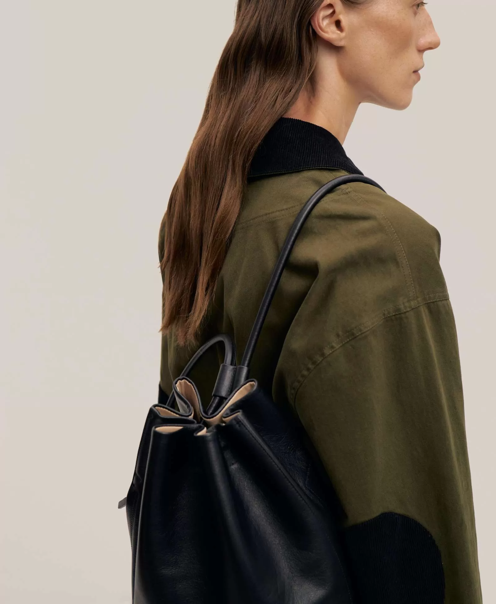 Рюкзак LIANA / MEDIUM. Цвет: black. Вид 5
