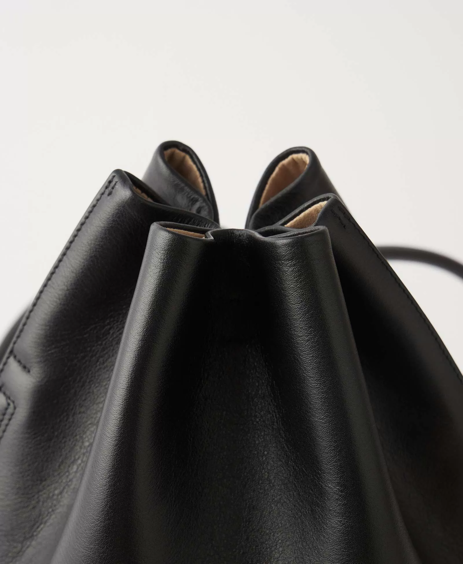 Рюкзак LIANA / MEDIUM. Цвет: black. Вид 4