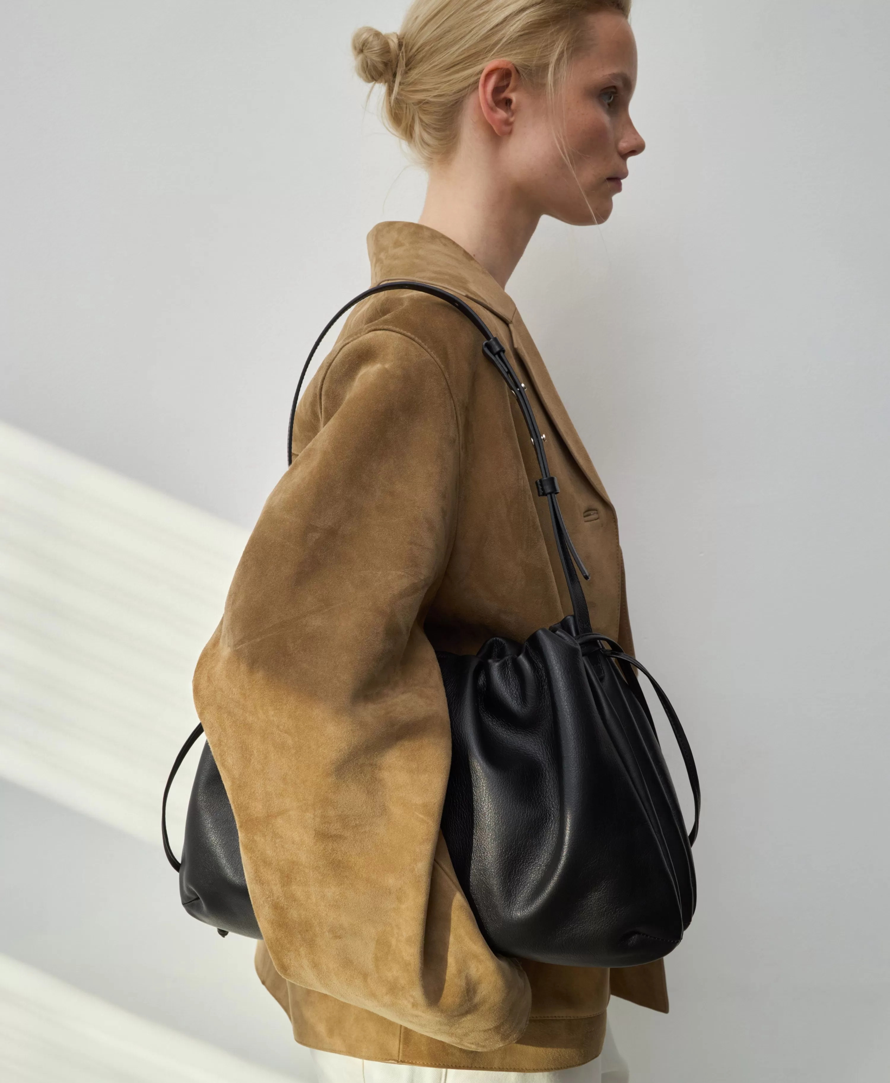 POUCH BAG / MAXI. Цвет: black. Вид 3