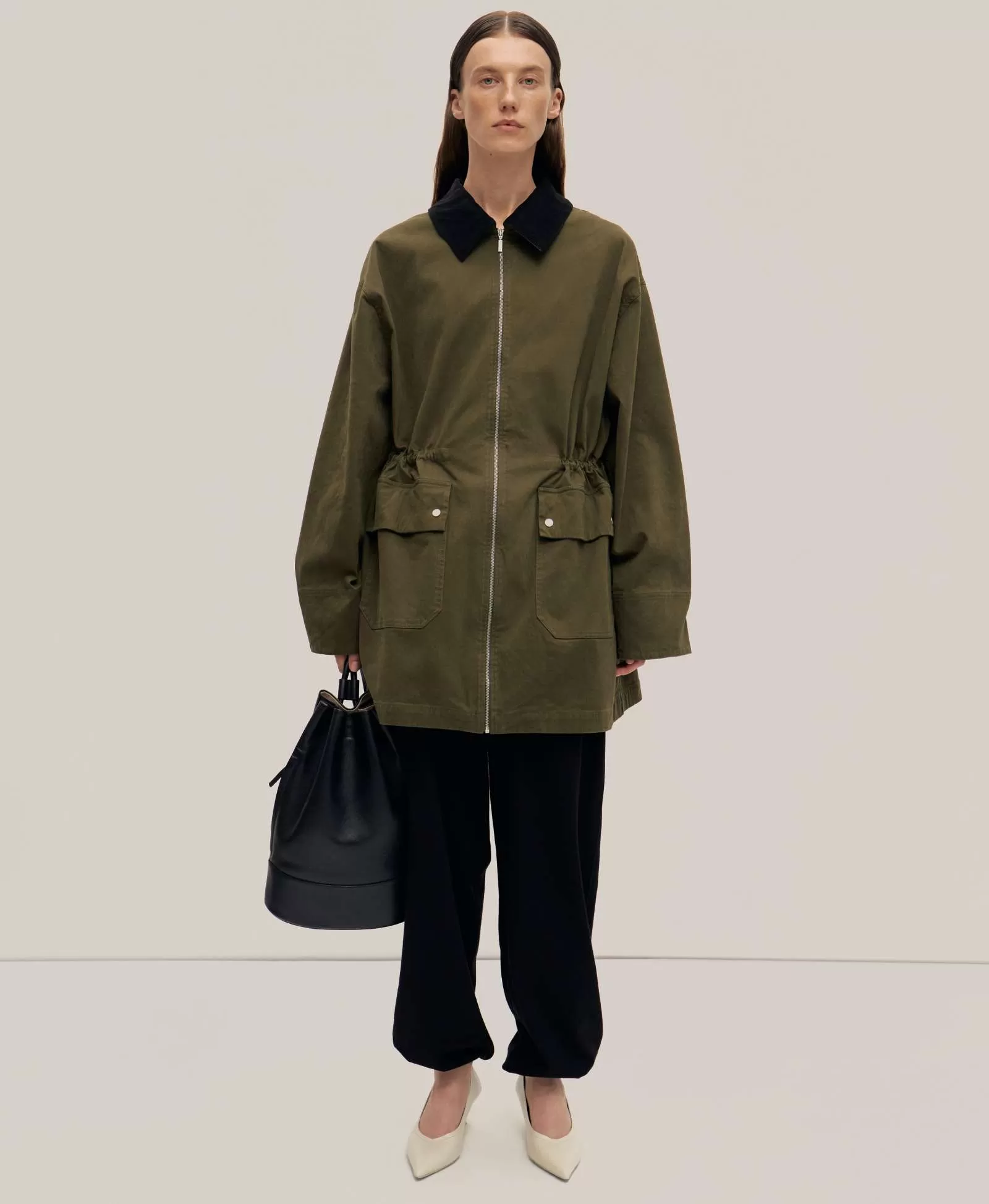Рюкзак LIANA / MEDIUM. Цвет: black. Вид 3