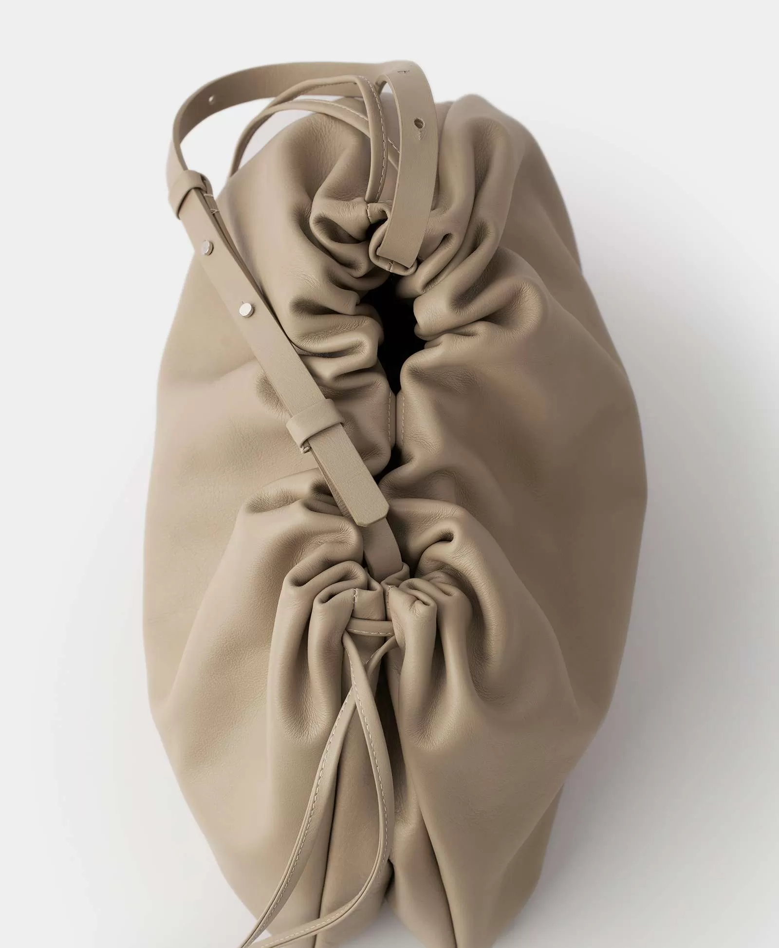 POUCH BAG / MAXI. Цвет: clay. Вид 5