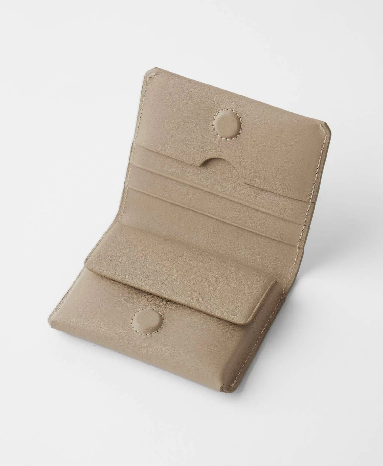 Портмоне FOLIO / MINI. Цвет: clay. Вид 2