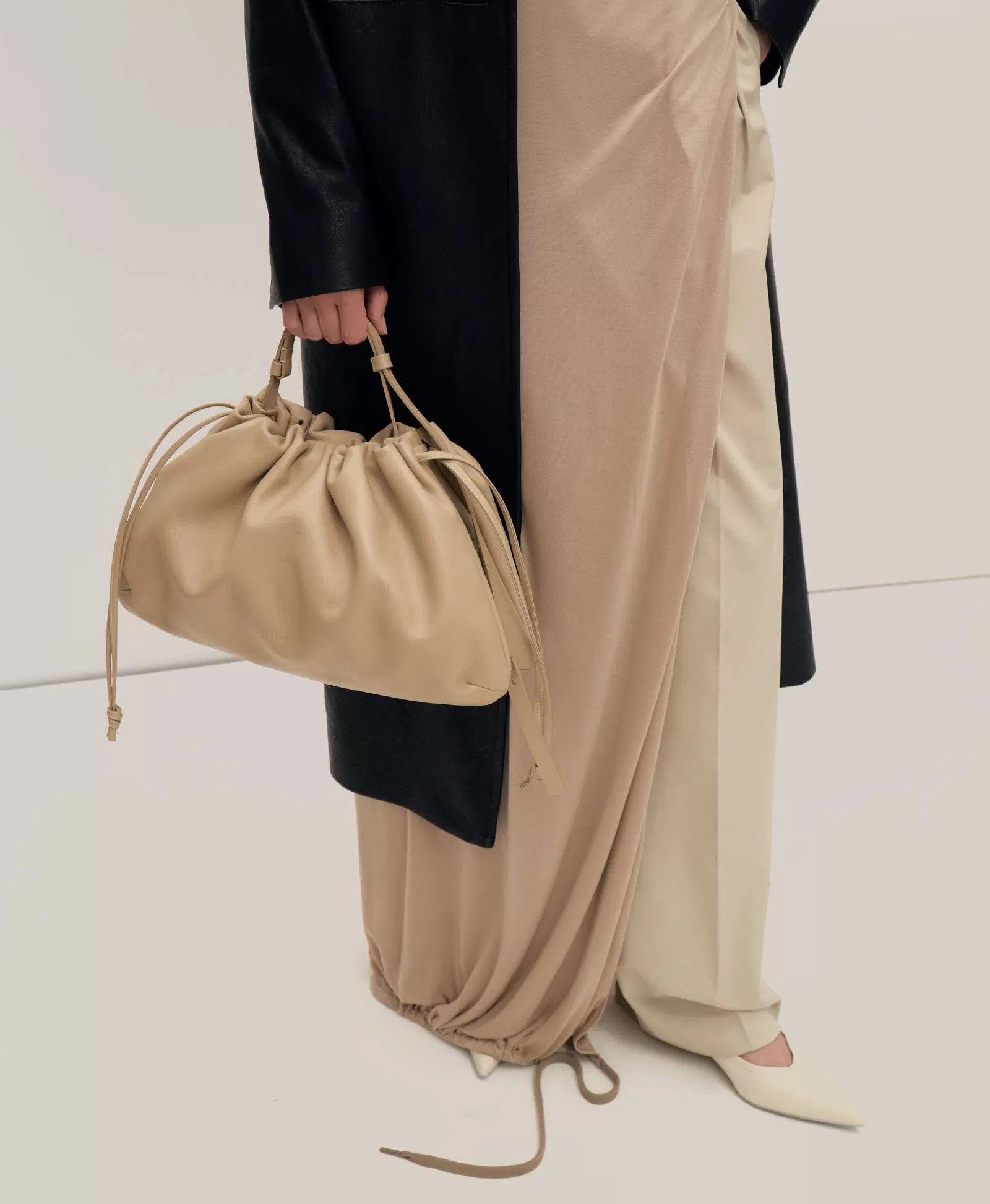 POUCH BAG / MAXI. Цвет: clay. Вид 7