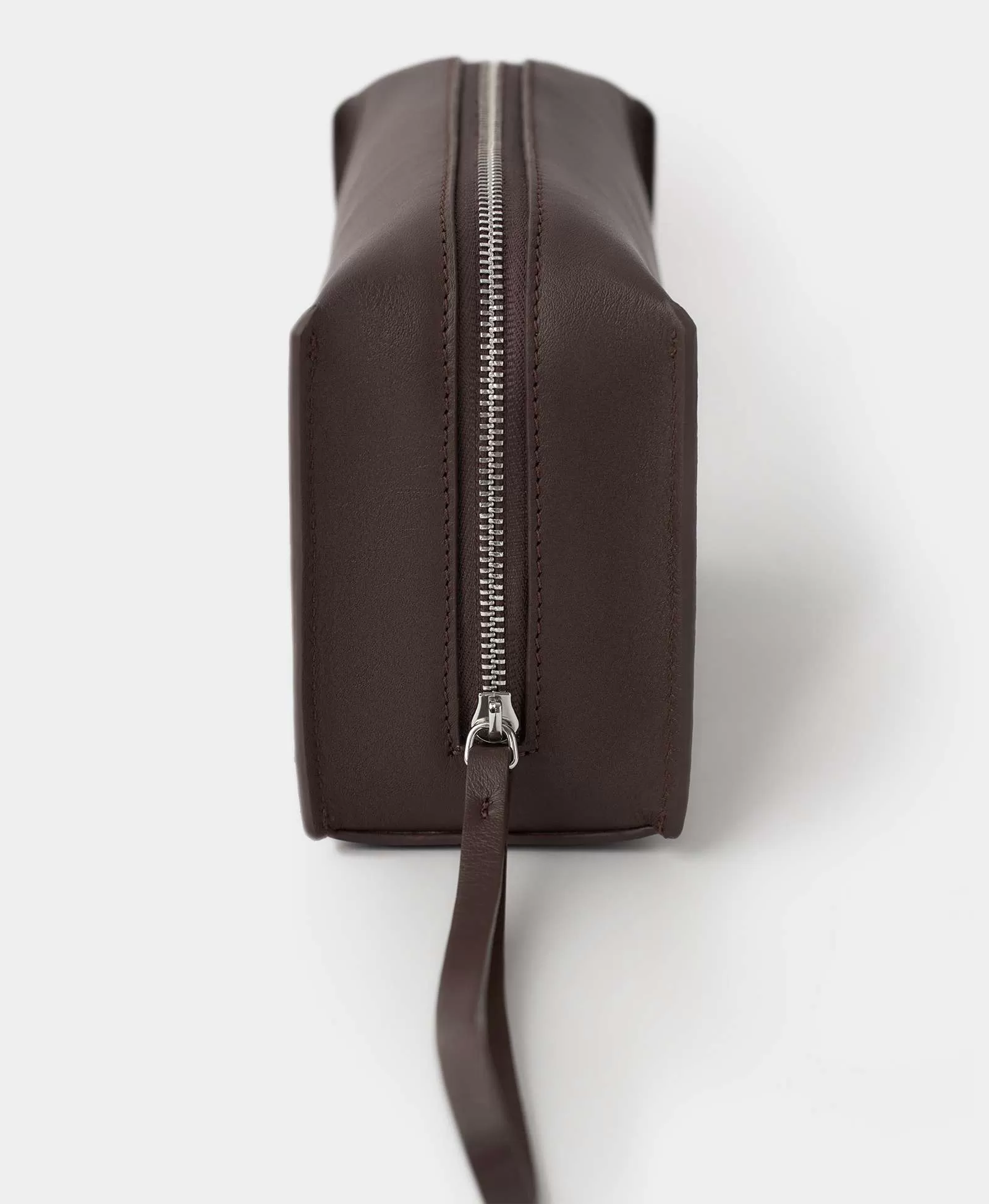 Кейс для проводов или косметики. Цвет: dark oak. Вид 2